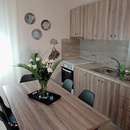 Ferienwohnung Roses 2 Skala Sotiros Exterior foto