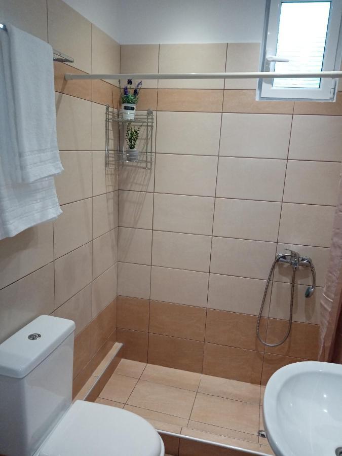 Ferienwohnung Roses 2 Skala Sotiros Exterior foto